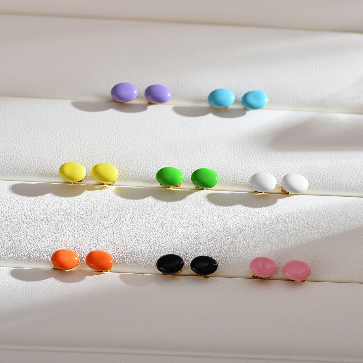1 Pair Simple Style Solid Color Enamel Freshwater Pearl Ear Studs display picture 6