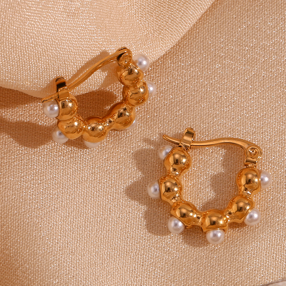 1 Paar Basic Einfacher Stil Klassischer Stil Irregulär Überzug Inlay Rostfreier Stahl Künstliche Perlen 18 Karat Vergoldet Reif Ohrringe display picture 12