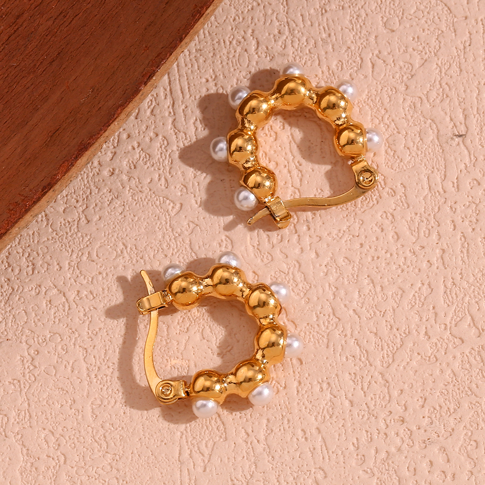 1 Paar Basic Einfacher Stil Klassischer Stil Irregulär Überzug Inlay Rostfreier Stahl Künstliche Perlen 18 Karat Vergoldet Reif Ohrringe display picture 9
