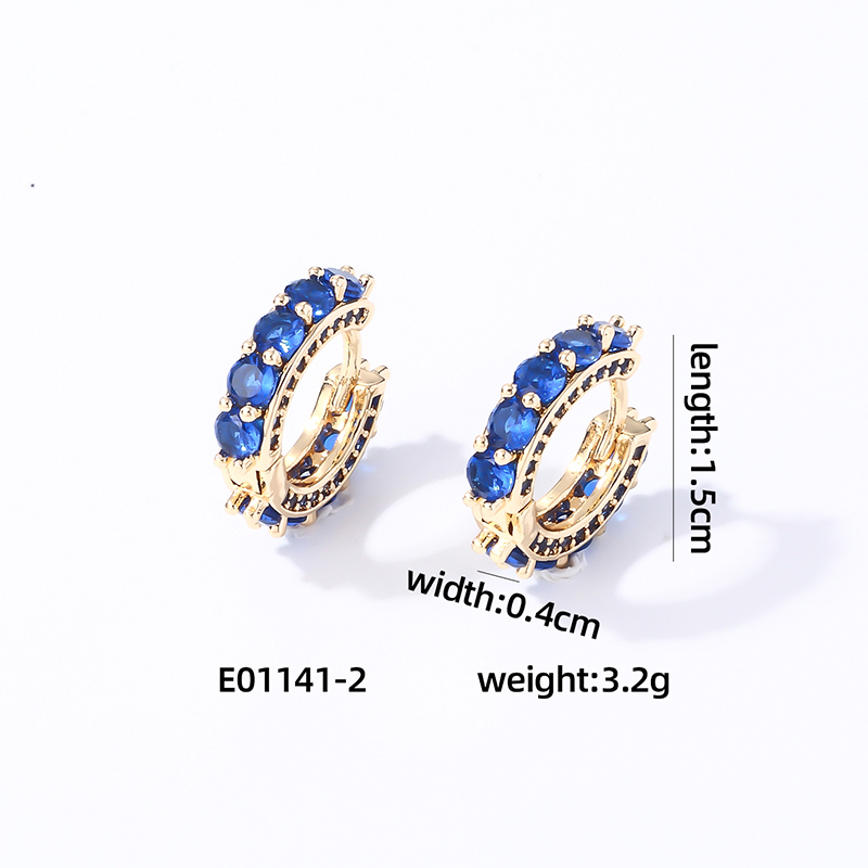 1 Pair Casual Vintage Style Luxurious Solid Color Inlay Copper Zircon K Gold Plated Hoop Earrings display picture 7