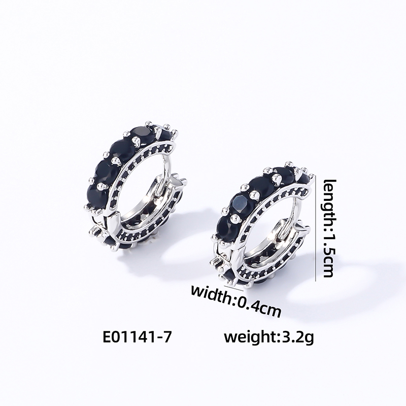 1 Pair Casual Vintage Style Luxurious Solid Color Inlay Copper Zircon K Gold Plated Hoop Earrings display picture 4