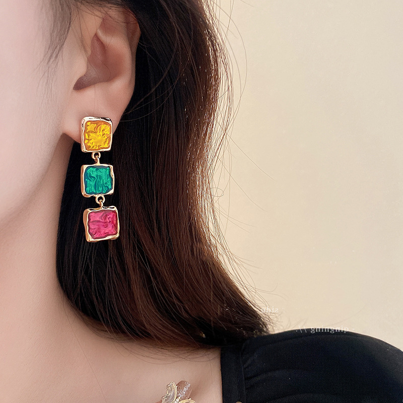 1 Pair Simple Style Square Enamel Alloy Drop Earrings display picture 3