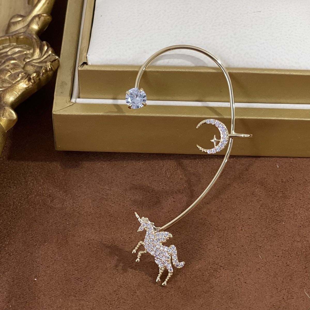 1 Piece Fairy Style Sweet Moon Deer Elk Three-dimensional Inlay Alloy Zircon Ear Cuffs display picture 2