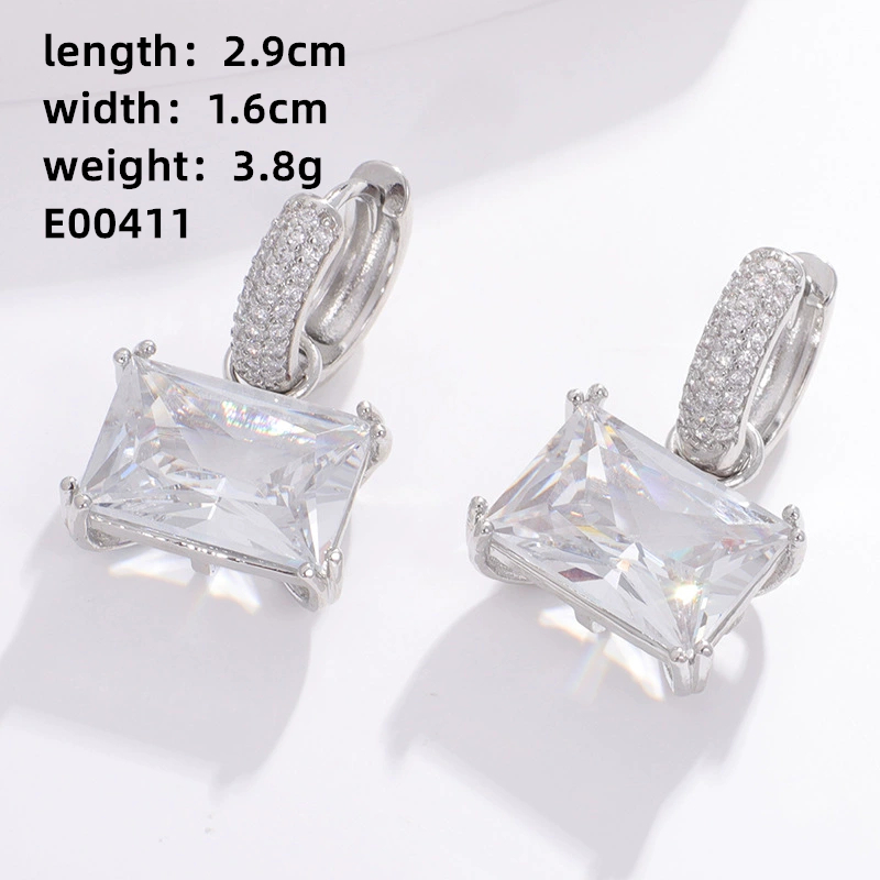 1 Pair Casual Sweet Korean Style Geometric Inlay Copper Zircon Gold Plated Drop Earrings display picture 1
