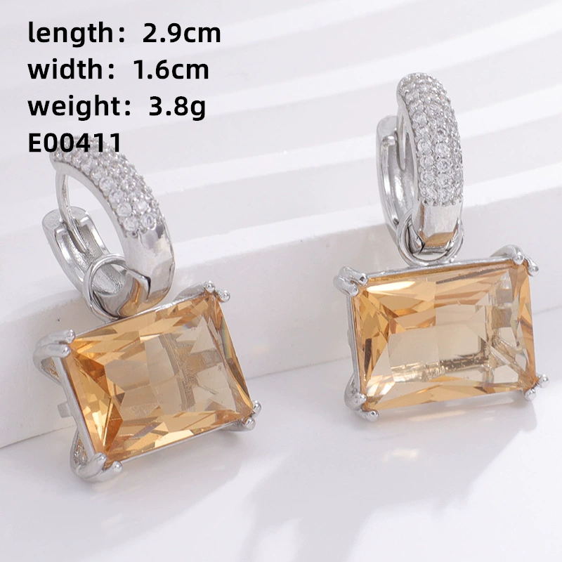 1 Pair Casual Sweet Korean Style Geometric Inlay Copper Zircon Gold Plated Drop Earrings display picture 11