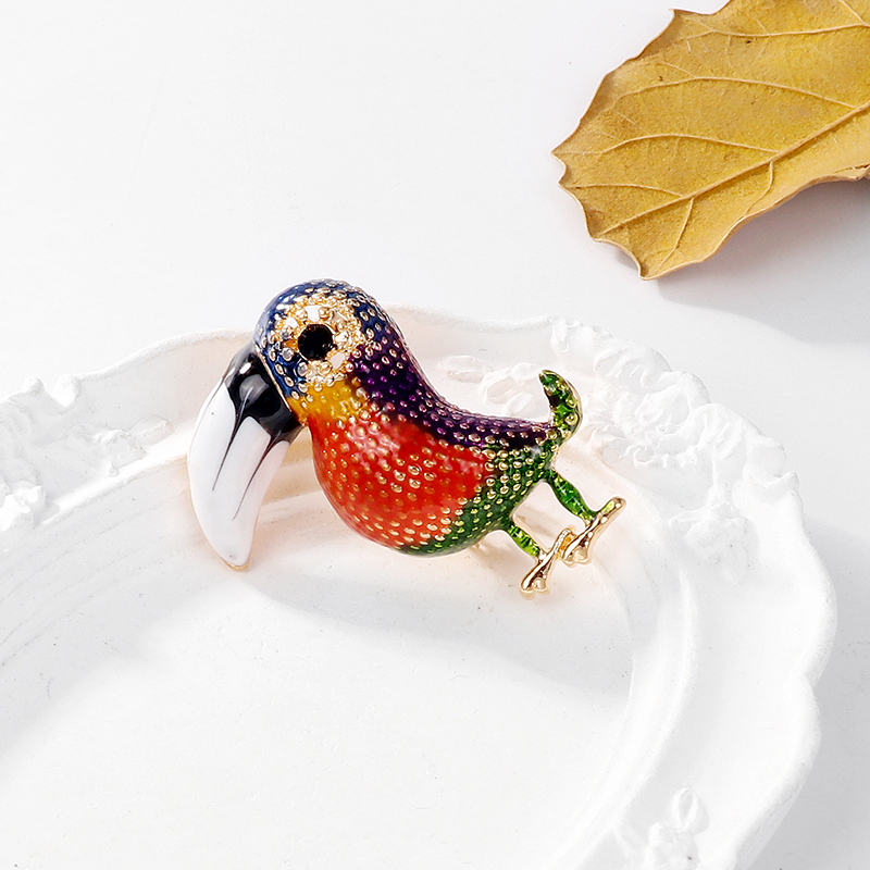 Retro Parrot Alloy Women's Brooches display picture 4