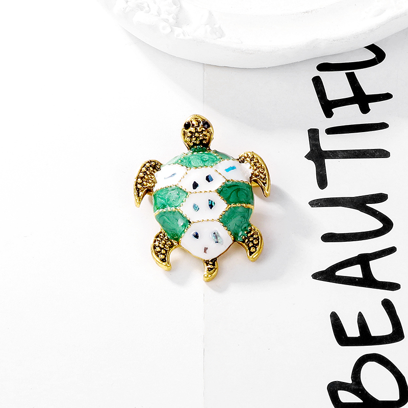 Cute Classic Style Tortoise Alloy Enamel Women's Brooches display picture 8