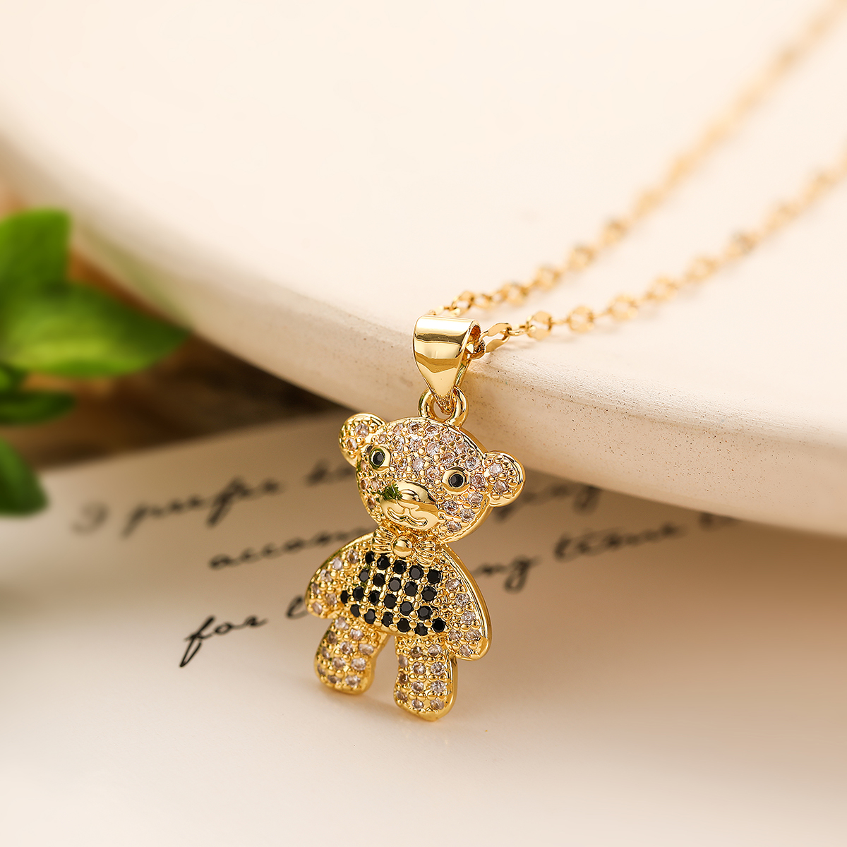 Cute Basic Little Bear Copper 18k Gold Plated Zircon Pendant Necklace In Bulk display picture 7