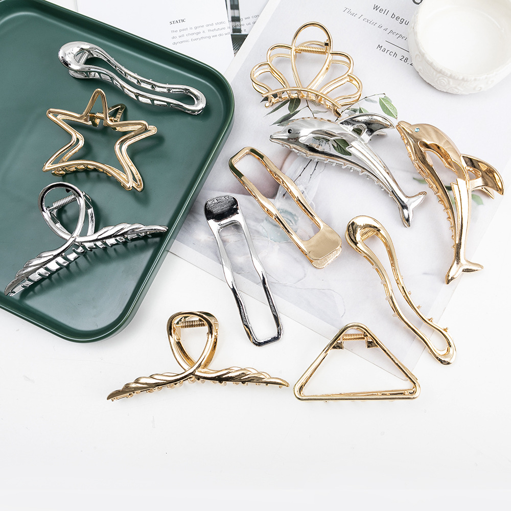 Simple Style Irregular Metal Plating Hair Clip Hair Claws display picture 11