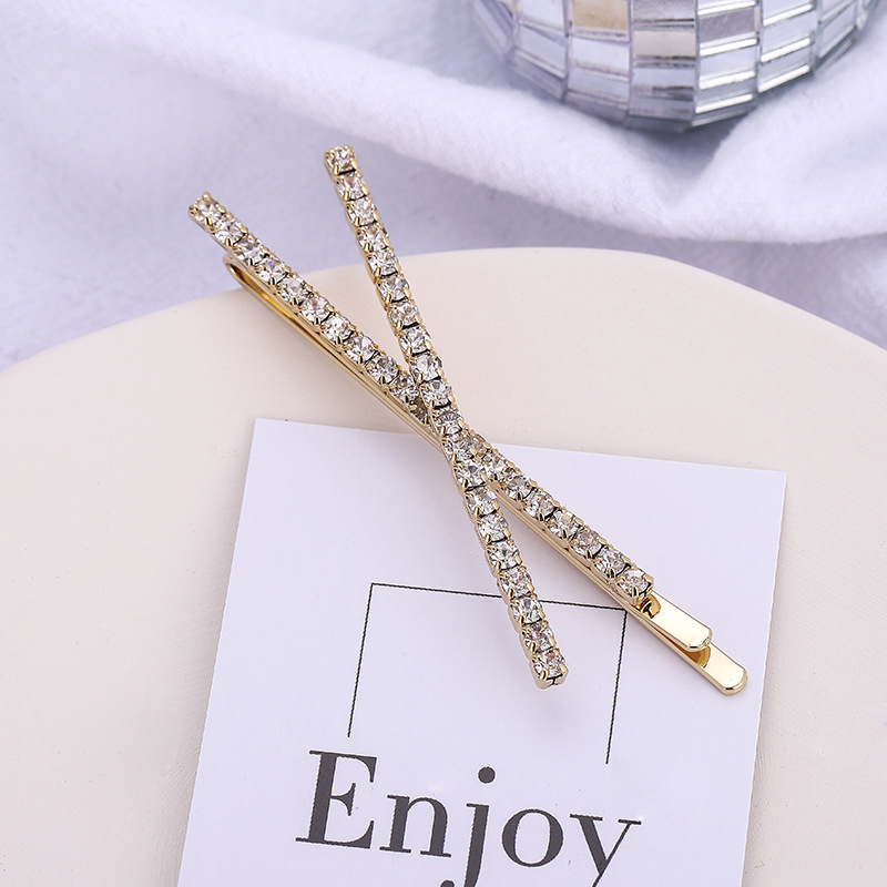 Sweet Solid Color Alloy Plating Inlay Rhinestones Hair Clip display picture 3