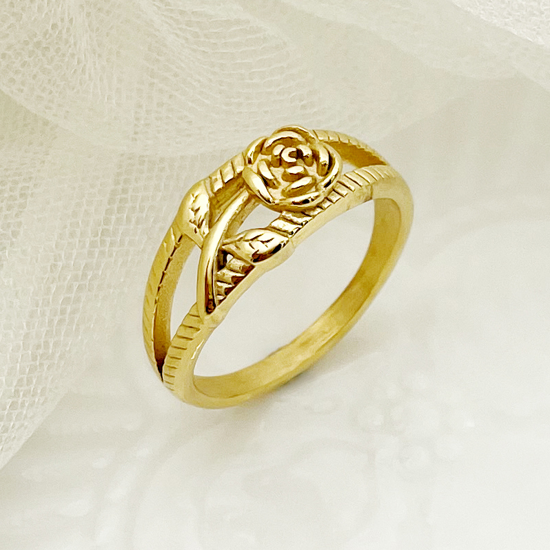 304 Stainless Steel 14K Gold Plated Romantic Roman Style Plating Rose Rings display picture 3