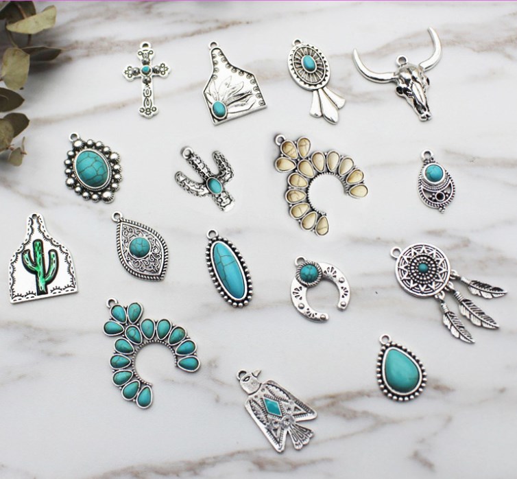 Elegant Retro Cross Owl Alloy Inlay Turquoise Jewelry Accessories display picture 1