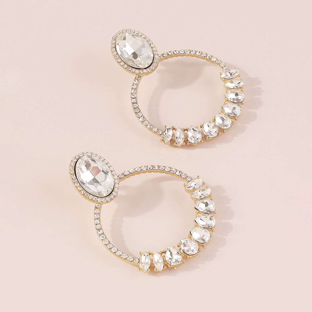 1 Pair Elegant Vintage Style Oval Water Droplets Inlay Alloy Rhinestones Drop Earrings display picture 15