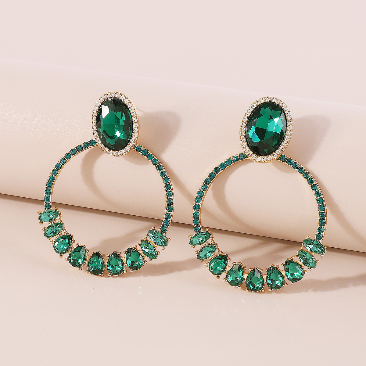 1 Pair Elegant Vintage Style Oval Water Droplets Inlay Alloy Rhinestones Drop Earrings display picture 14