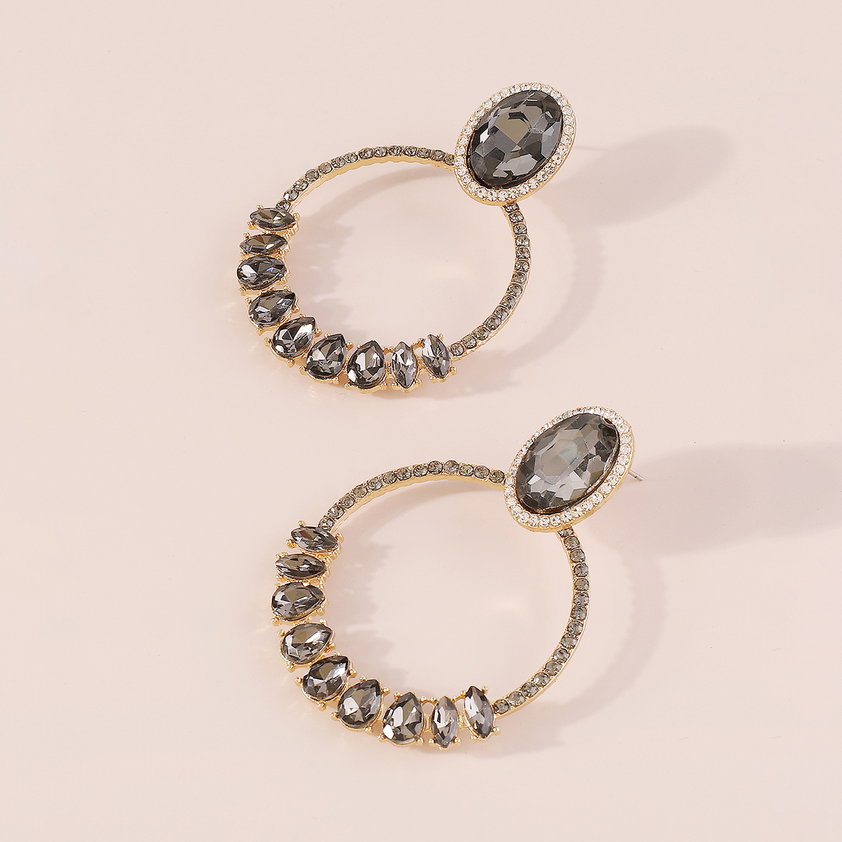 1 Pair Elegant Vintage Style Oval Water Droplets Inlay Alloy Rhinestones Drop Earrings display picture 20