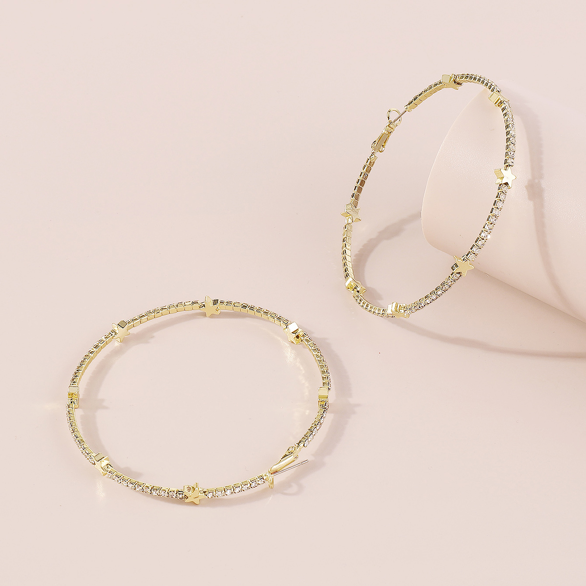 1 Pair Exaggerated Streetwear Shiny Star Inlay Copper Rhinestones Hoop Earrings display picture 8
