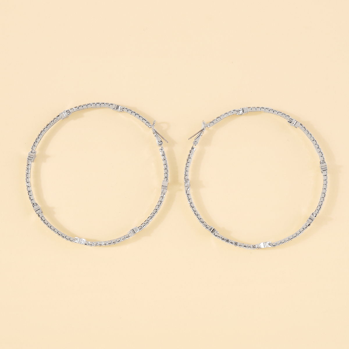 1 Pair Exaggerated Streetwear Shiny Star Inlay Copper Rhinestones Hoop Earrings display picture 15