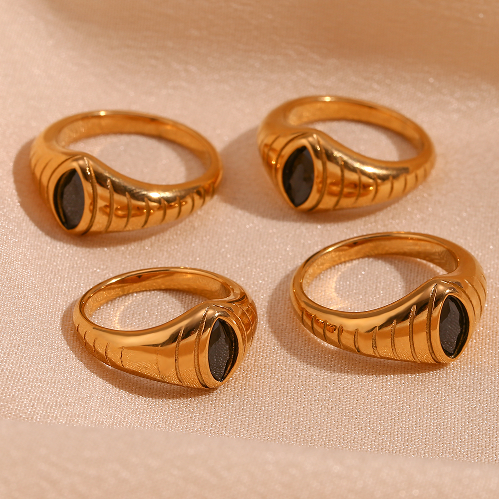 Einfarbige Edelstahl-einlege Zirkon 18k Vergoldete Ringe Im Klassischen Stil, Einfarbig, Im Vintage-stil display picture 6