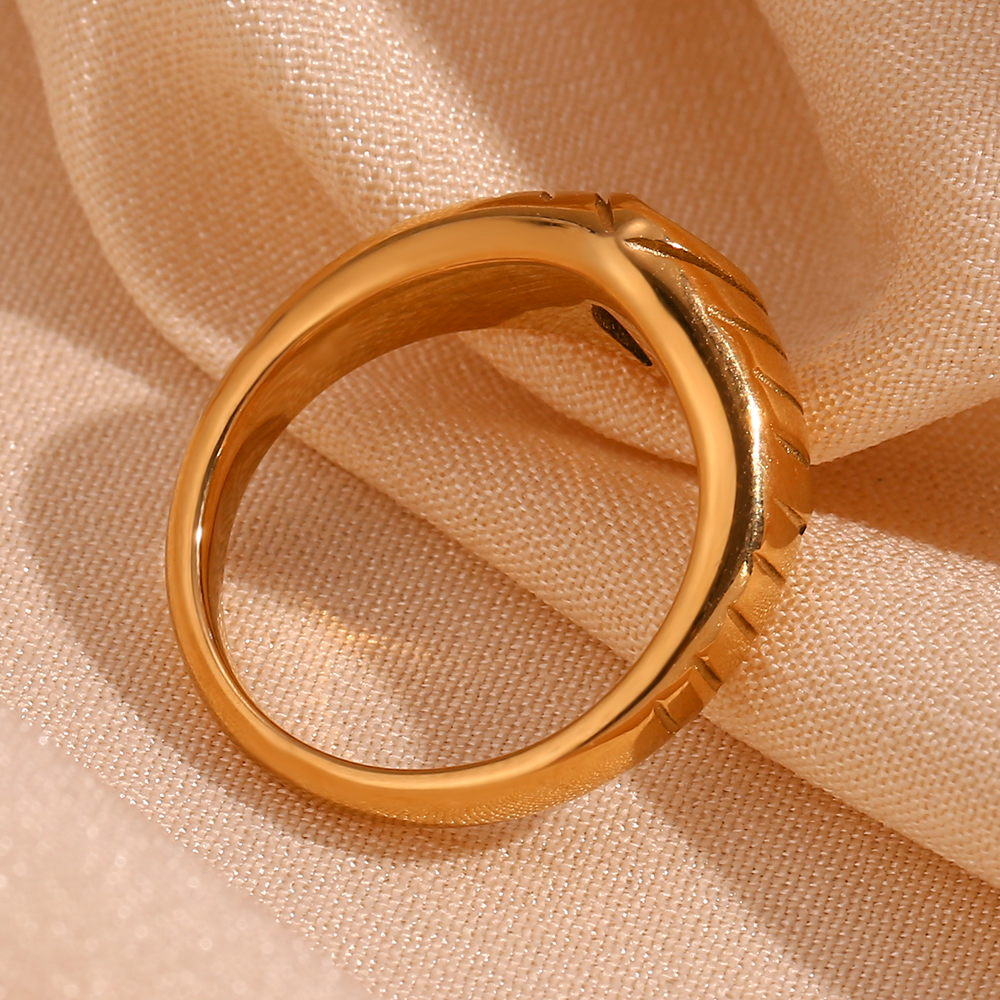 Einfarbige Edelstahl-einlege Zirkon 18k Vergoldete Ringe Im Klassischen Stil, Einfarbig, Im Vintage-stil display picture 13