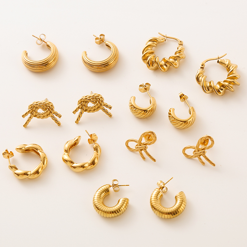 1 Pair Simple Style Classic Style Solid Color Plating 304 Stainless Steel 18K Gold Plated Ear Studs display picture 11