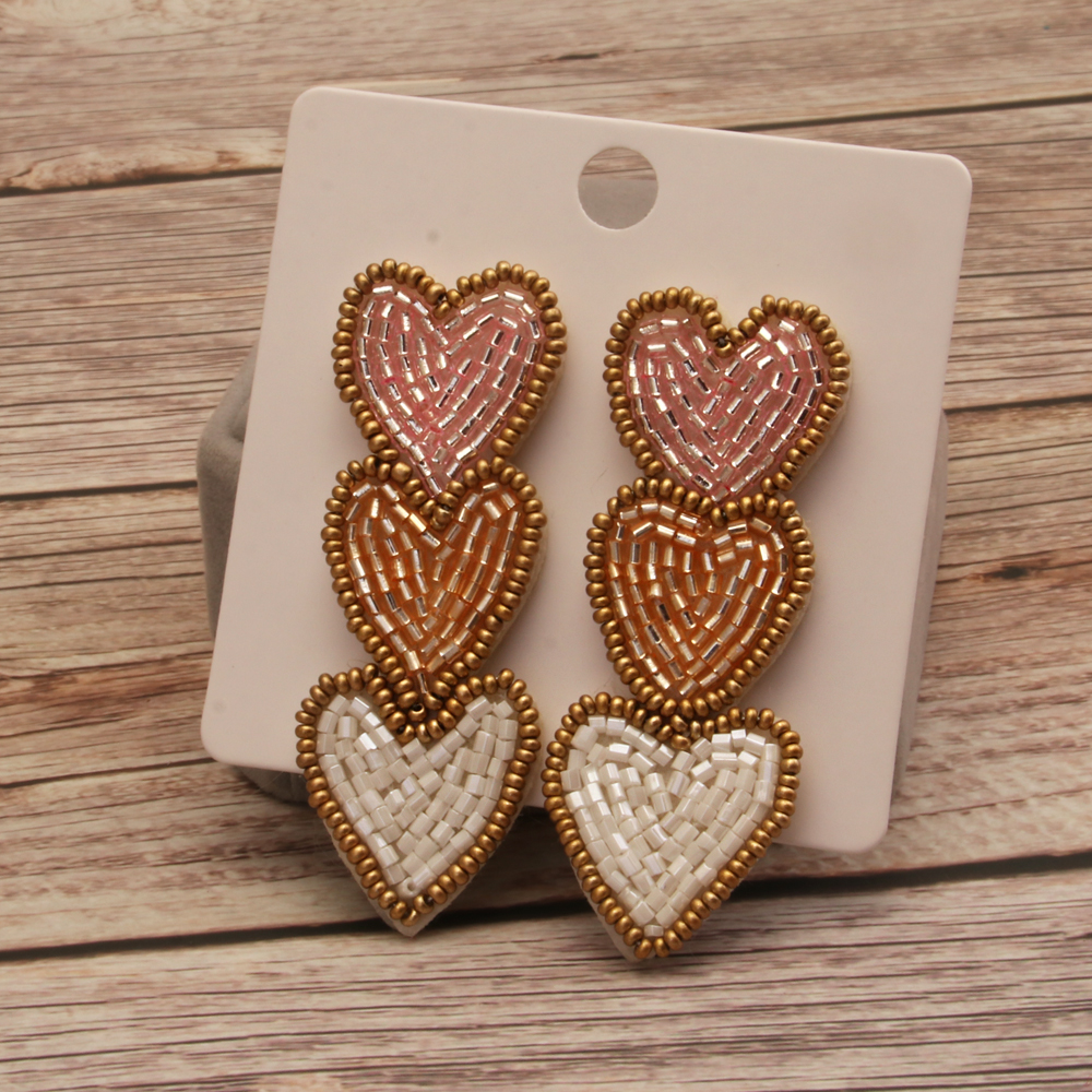 1 Pair Simple Style Artistic Heart Shape Handmade Beaded Cloth Drop Earrings display picture 8