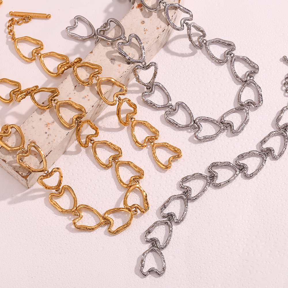 Einfacher Stil Klassischer Stil Herzform Rostfreier Stahl Überzug 18 Karat Vergoldet Armbänder Halskette display picture 3