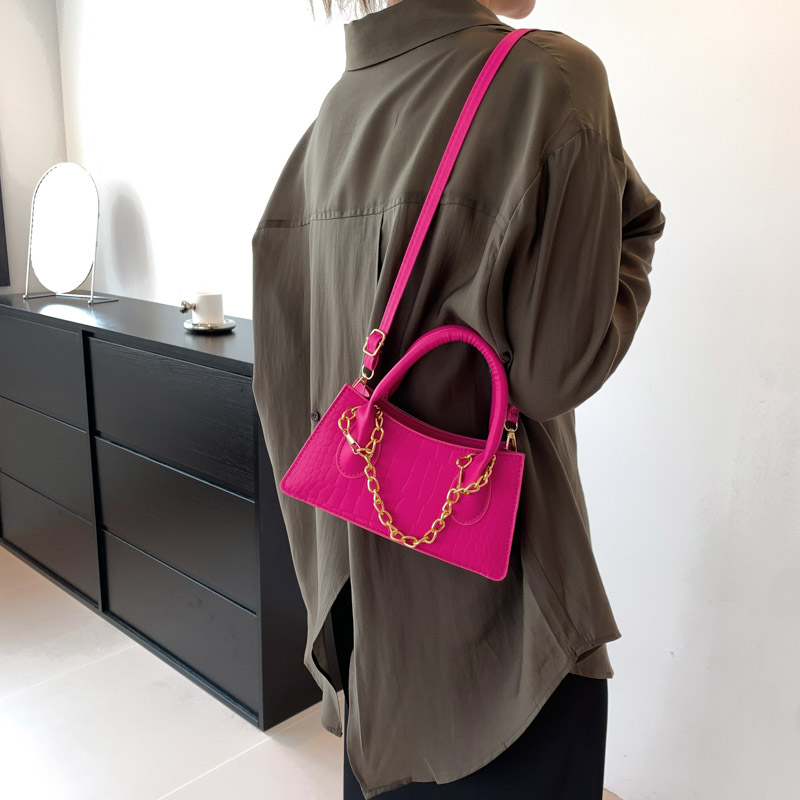 Women's Pu Leather Solid Color Elegant Square Zipper Shoulder Bag Handbag Crossbody Bag display picture 5