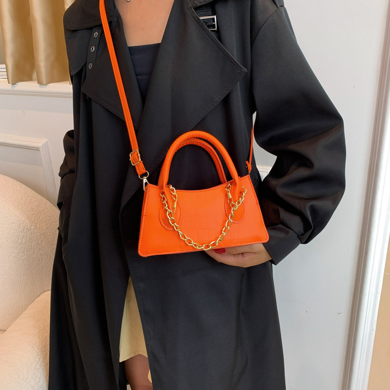 Women's Pu Leather Solid Color Elegant Square Zipper Shoulder Bag Handbag Crossbody Bag display picture 7
