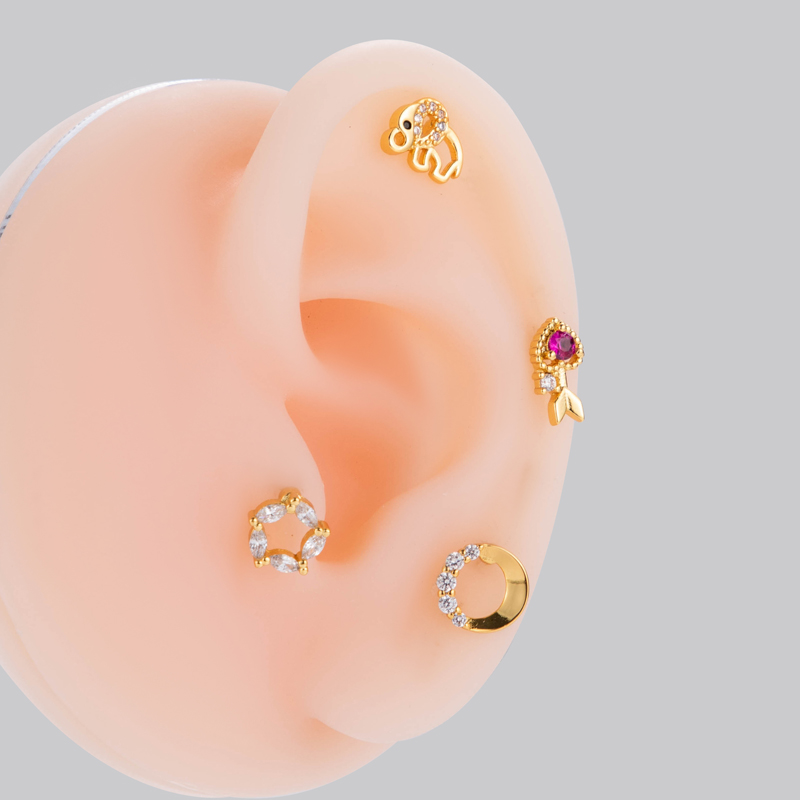 1 Piece Ear Cartilage Rings & Studs Simple Style Star Moon Flower Pure Titanium Copper Inlay Zircon display picture 1