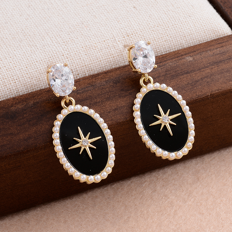 1 Pair Elegant Lady Romantic Geometric Plating Inlay Alloy Pearl Zircon 14k Gold Plated Drop Earrings display picture 2