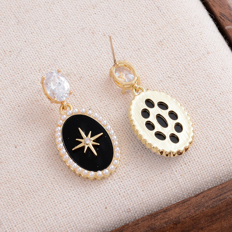 1 Pair Elegant Lady Romantic Geometric Plating Inlay Alloy Pearl Zircon 14k Gold Plated Drop Earrings display picture 6
