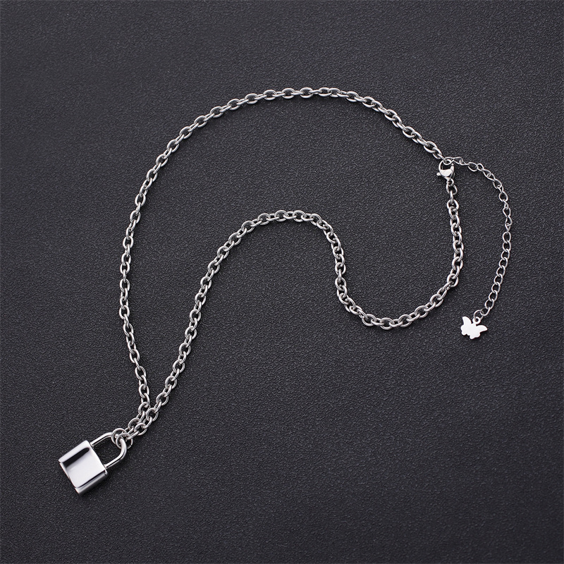 Simple Style Classic Style Lock Stainless Steel Polishing Pendant Necklace display picture 5
