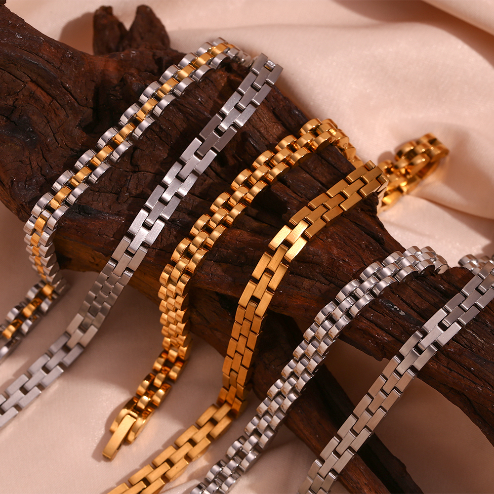 Einfacher Stil Klassischer Stil Geometrisch Rostfreier Stahl Überzug 18 Karat Vergoldet Armbänder Halskette display picture 20