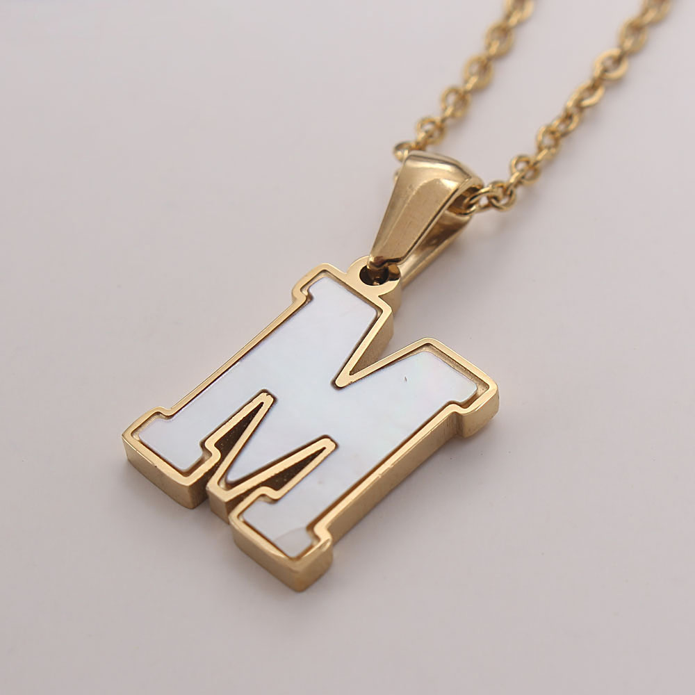 Acier Inoxydable 304 Plaqué Or Style Simple Commuer Placage Incruster Lettre Coquille Pendentif display picture 9
