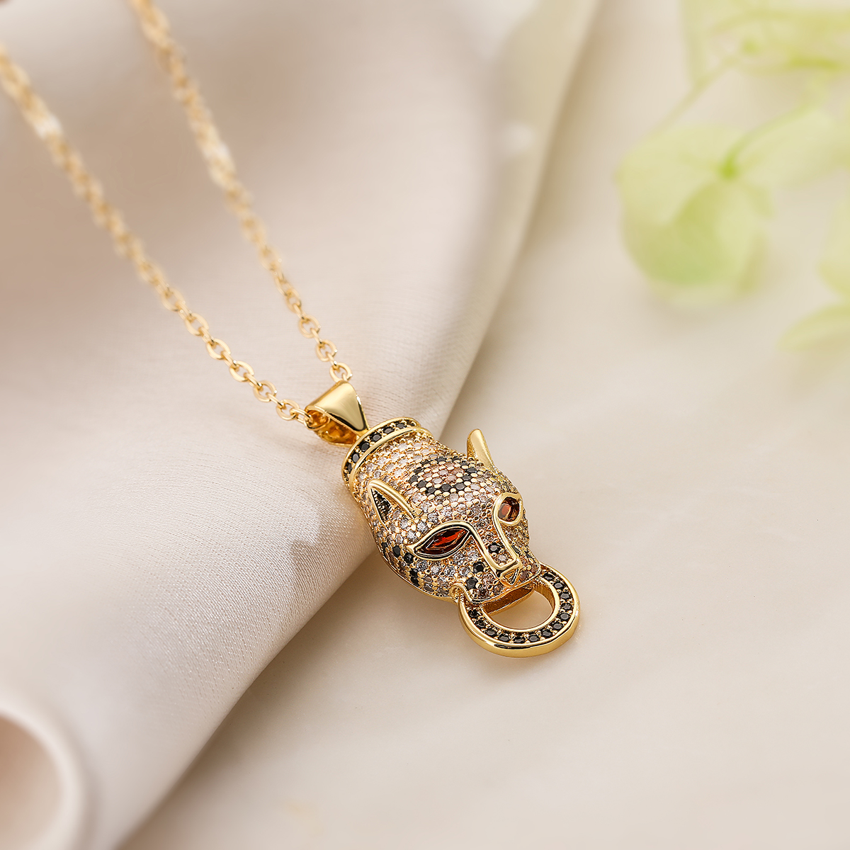 Hip-hop Simple Style Leopard Head Copper 18k Gold Plated Diamond Pendant Necklace In Bulk display picture 4