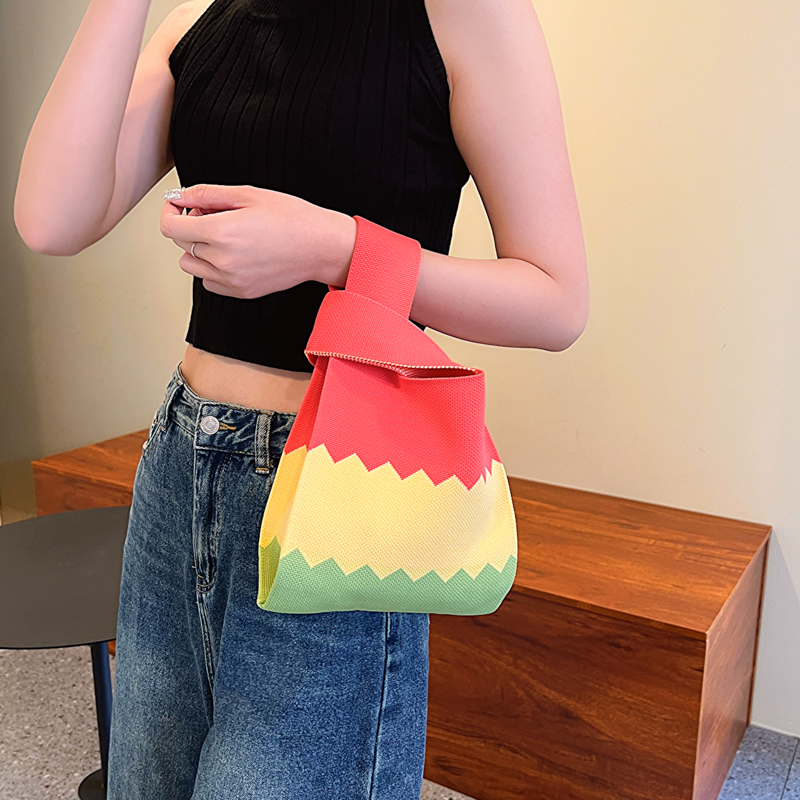 Women's Spring&summer Knit Basic Handbag display picture 10