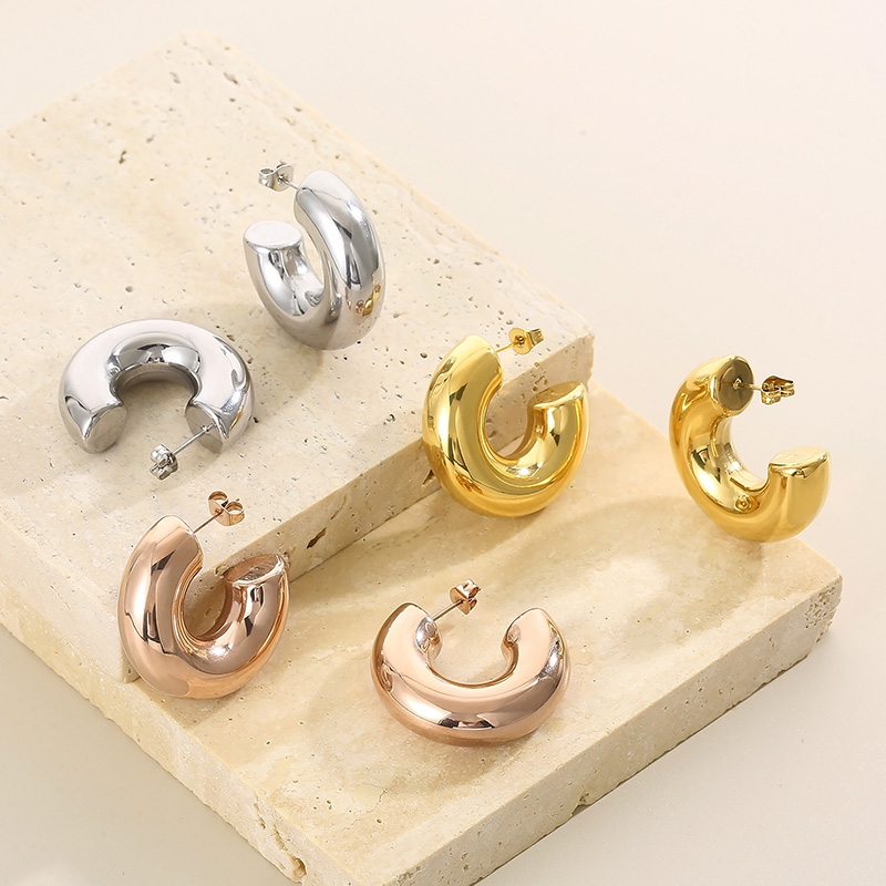 1 Paar Moderner Stil Einfacher Stil Einfarbig Überzug Rostfreier Stahl 18 Karat Vergoldet Ohrringe display picture 4