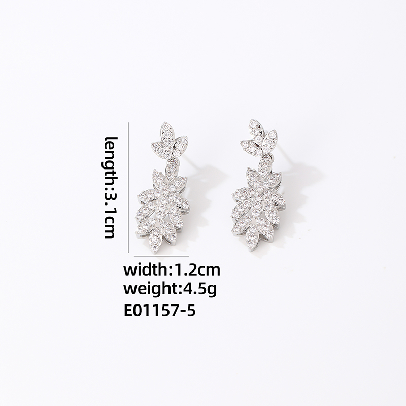 1 Paire Élégant Brillant Les Gouttelettes D'Eau Placage Incruster Le Cuivre Zircon Plaqué Rhodium Boucles D'oreilles display picture 1