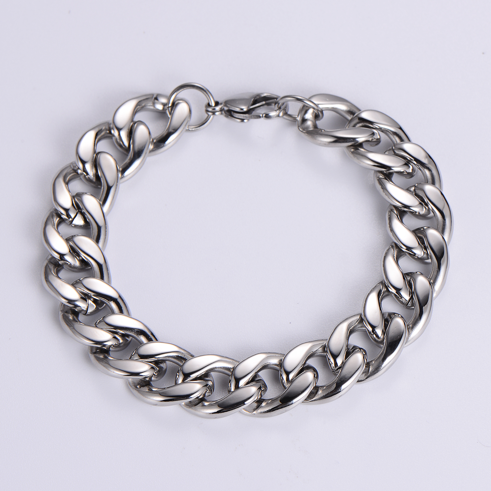304 Stainless Steel 18K Gold Plated Hip-Hop Rock Polishing Chain Solid Color No Inlaid Bracelets display picture 4