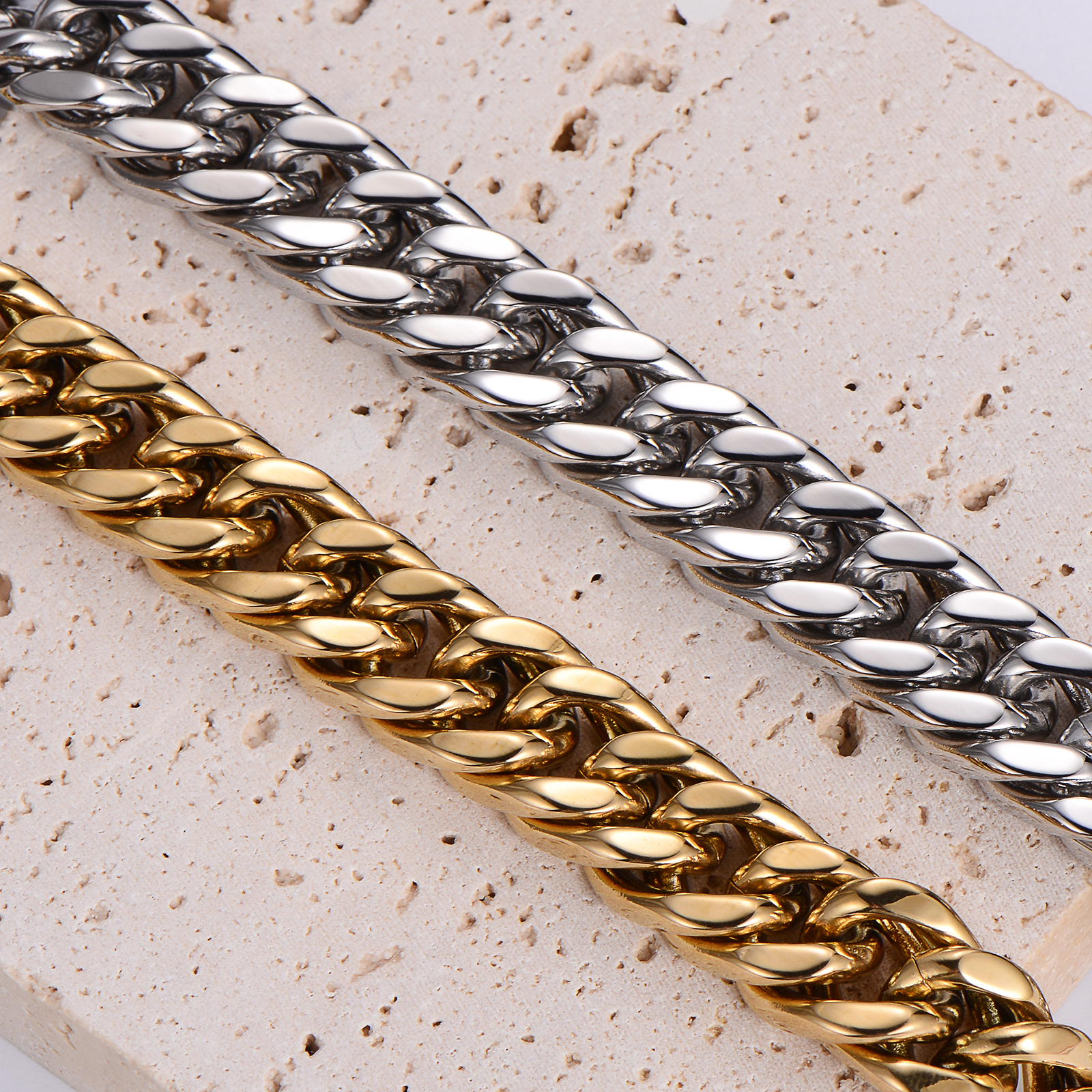 Stainless Steel 18K Gold Plated Hip-Hop Rock Polishing Metal Solid Color No Inlaid Bracelets display picture 7