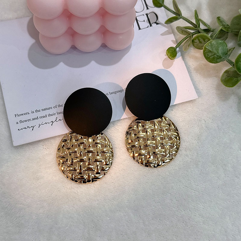 1 Pair Retro Round Pleated Alloy Drop Earrings display picture 6