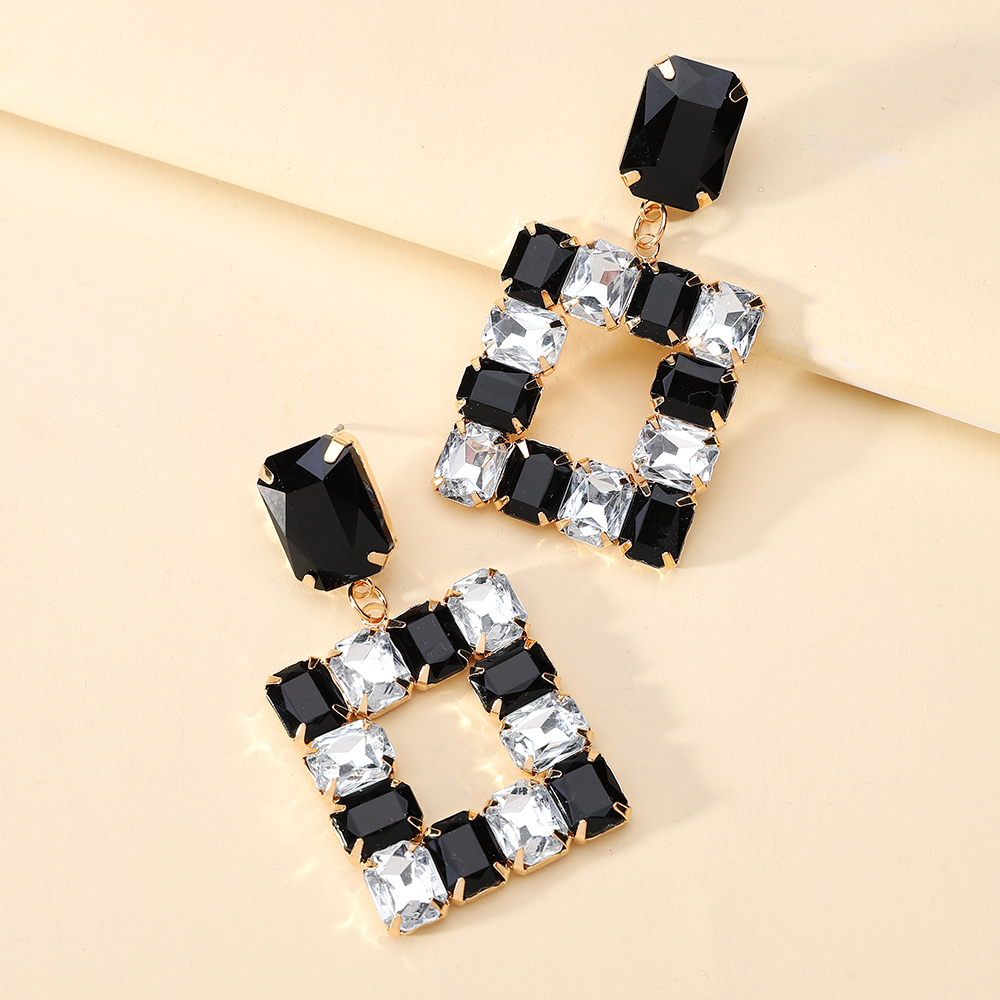 1 Pair Elegant Luxurious Square Inlay Copper Alloy Glass Drop Earrings display picture 5