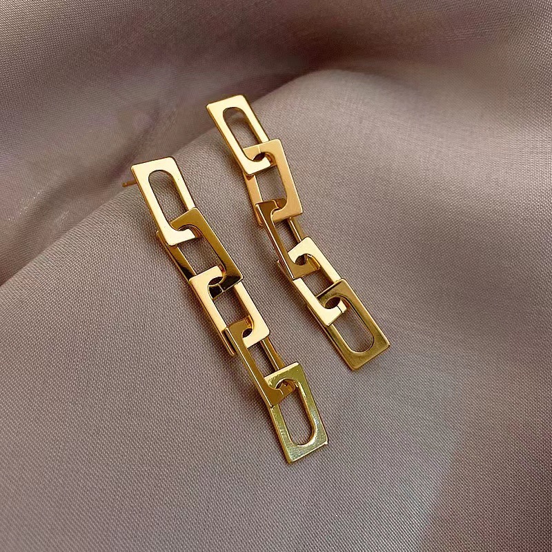 1 Pair Streetwear Heart Shape Solid Color Plating Hollow Out Alloy Gold Plated Drop Earrings Ear Studs display picture 4