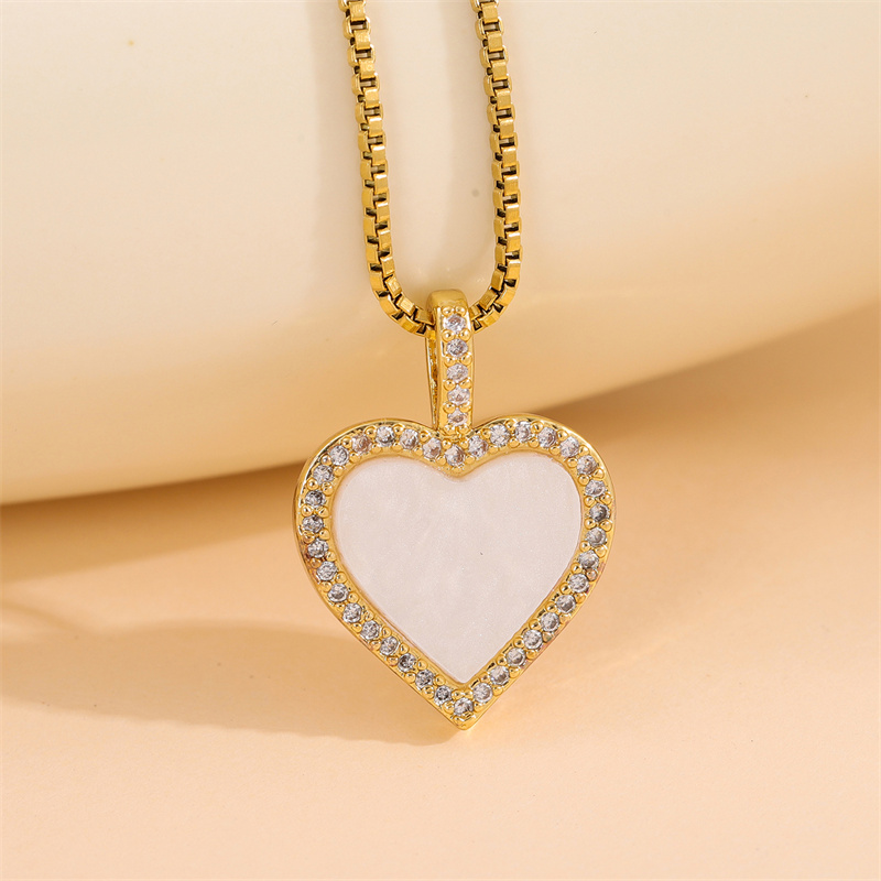 Stainless Steel Titanium Steel 18K Gold Plated Elegant Simple Style Streetwear Plating Inlay Heart Shape Flower Butterfly Zircon Pendant Necklace display picture 33