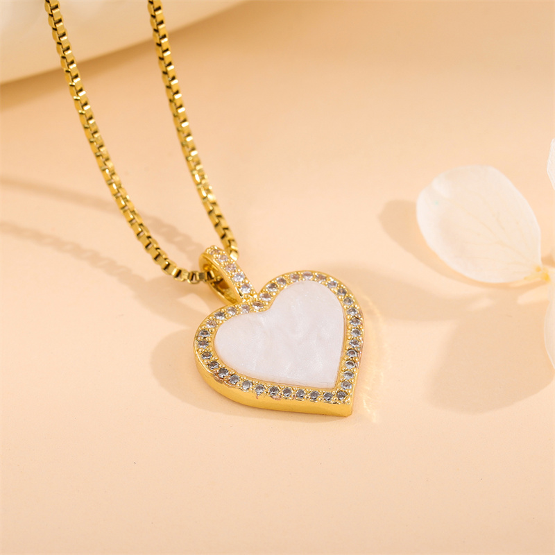 Stainless Steel Titanium Steel 18K Gold Plated Elegant Simple Style Streetwear Plating Inlay Heart Shape Flower Butterfly Zircon Pendant Necklace display picture 32