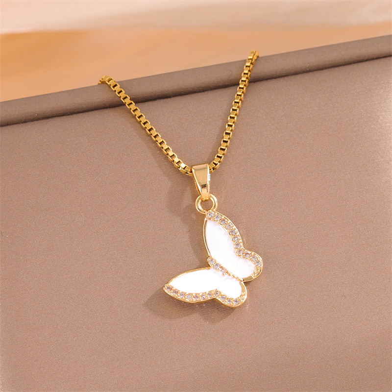 Stainless Steel Titanium Steel 18K Gold Plated Elegant Simple Style Streetwear Plating Inlay Heart Shape Flower Butterfly Zircon Pendant Necklace display picture 44