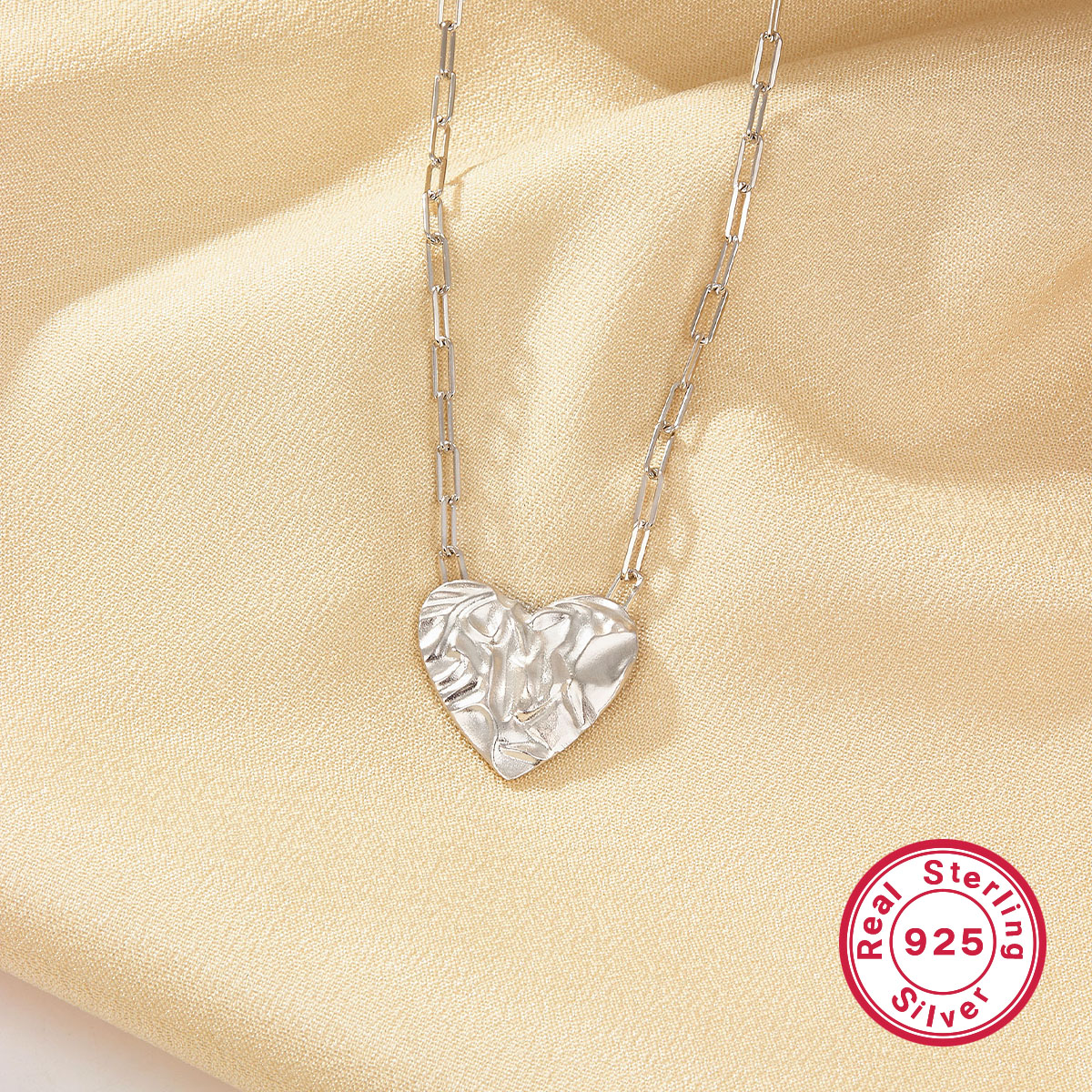 Simple Style Heart Shape Sterling Silver Plating White Gold Plated Pendant Necklace display picture 5