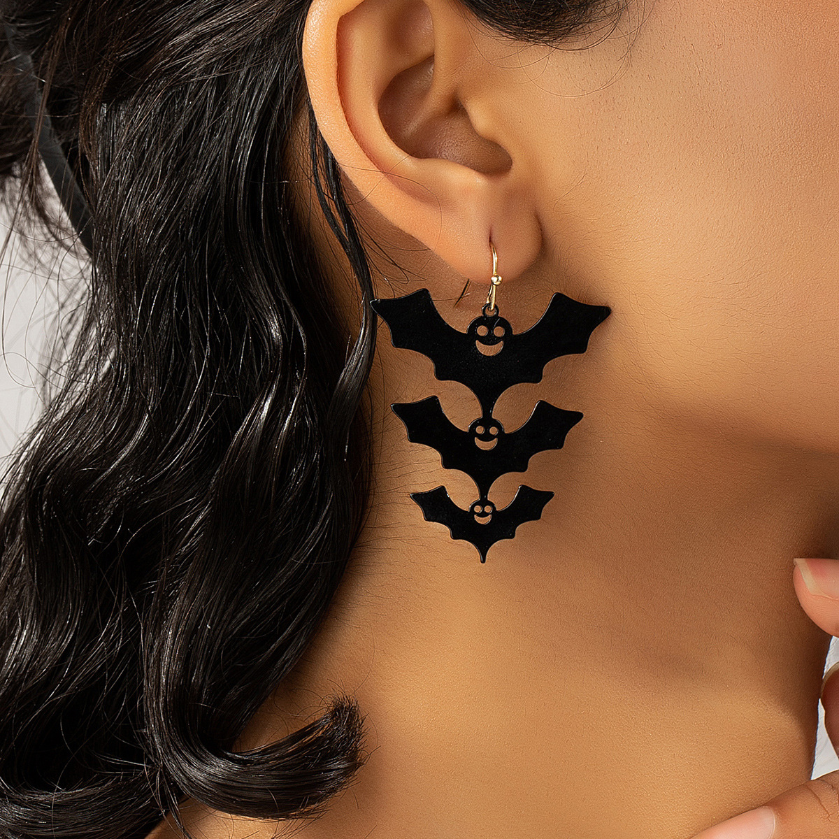 1 Pair Funny Animal Bat Stoving Varnish Arylic Alloy Drop Earrings display picture 1