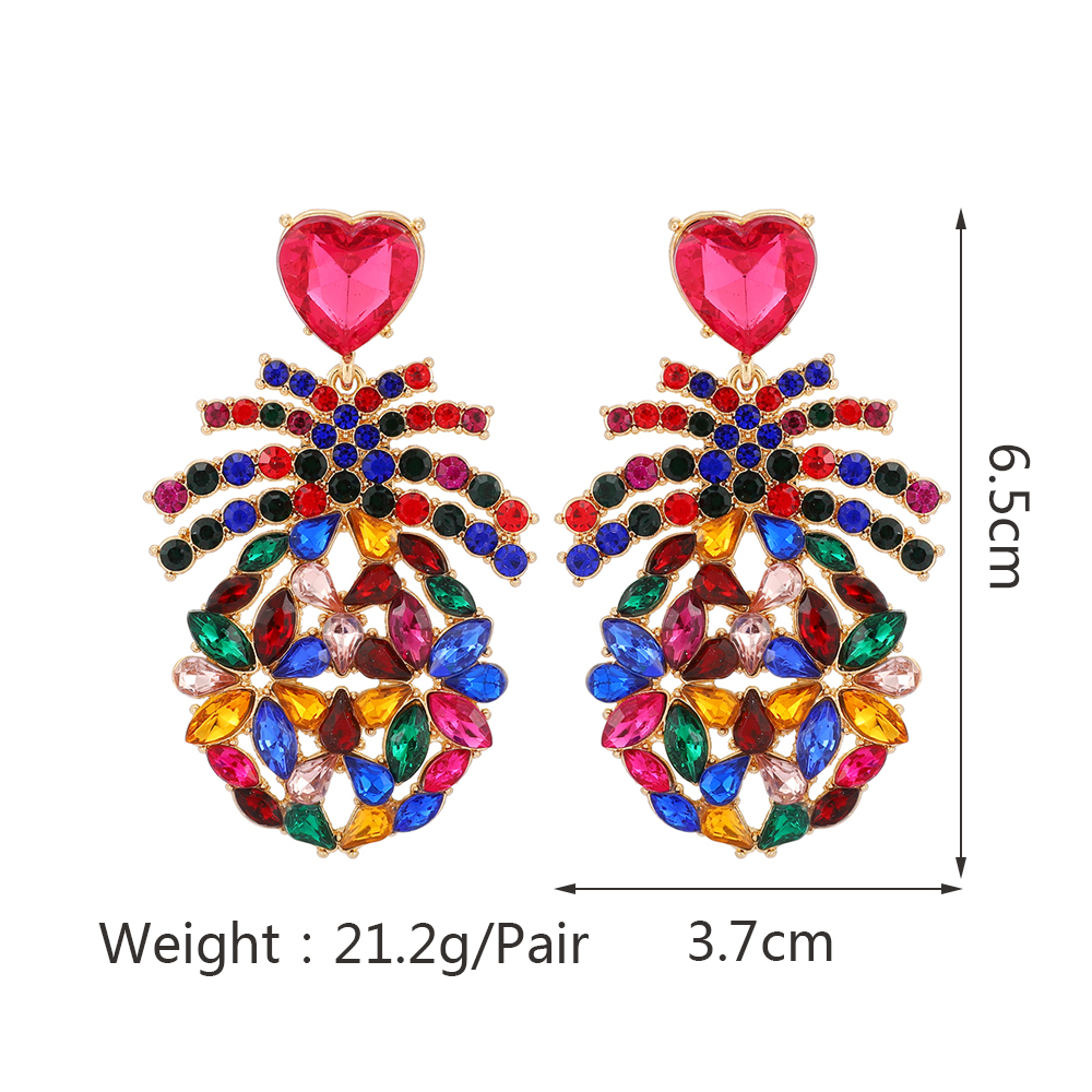 1 Pair Elegant Retro Luxurious Heart Shape Pineapple Hollow Out Inlay Zinc Alloy Rhinestones Dangling Earrings display picture 1