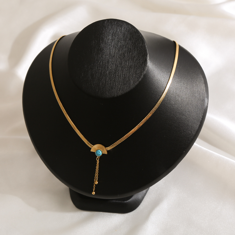 316 Stainless Steel  Turquoise 14K Gold Plated Elegant Luxurious Plating Inlay Devil'S Eye Sector Tassel Turquoise Pendant Necklace display picture 3